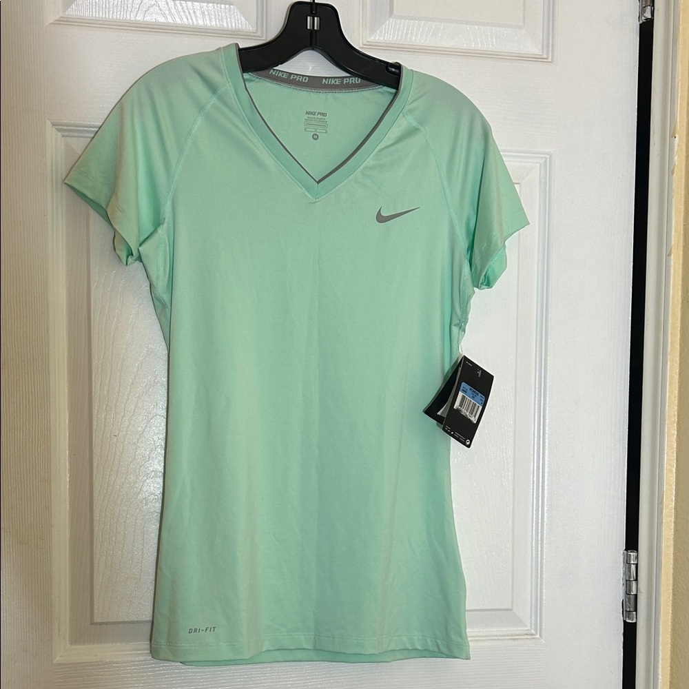 Nike Pro Women's Light GreenSleeve Tee
